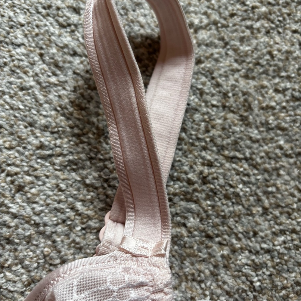 Chantelle C Magnifique Minimizer Bra View 5